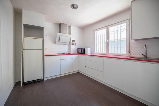 3 quarto Casa em Banda para venda em Peligros com garagem - 259 900 € (Ref: 9876696)