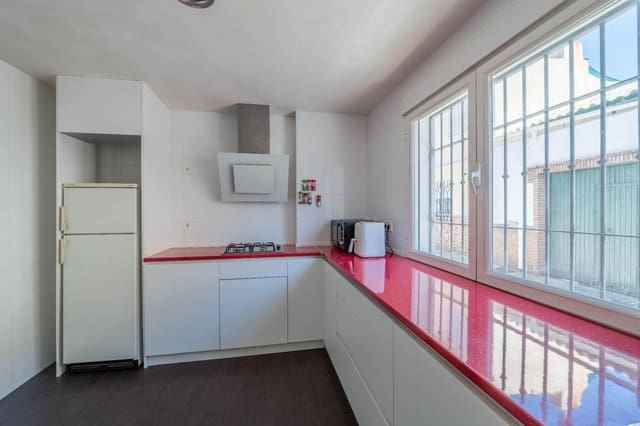 3 quarto Casa em Banda para venda em Peligros com garagem - 259 900 € (Ref: 9876696)