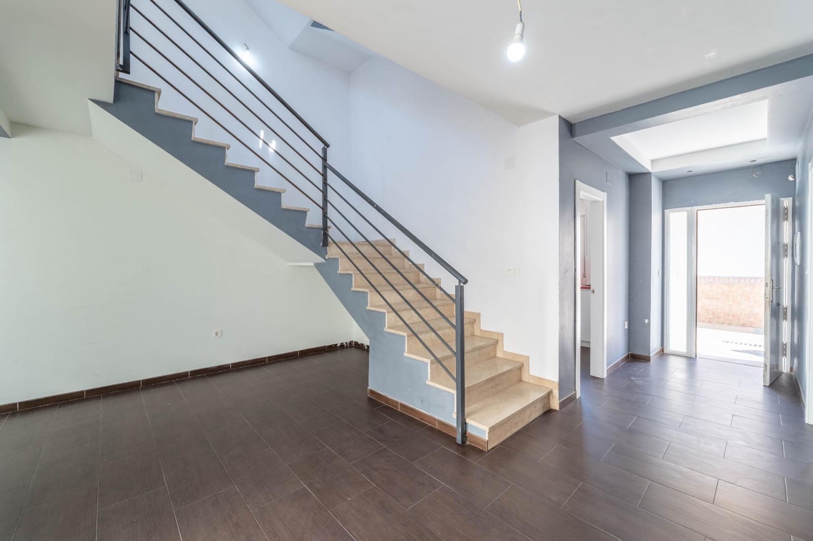 3 quarto Casa em Banda para venda em Peligros com garagem - 259 900 € (Ref: 9876696)