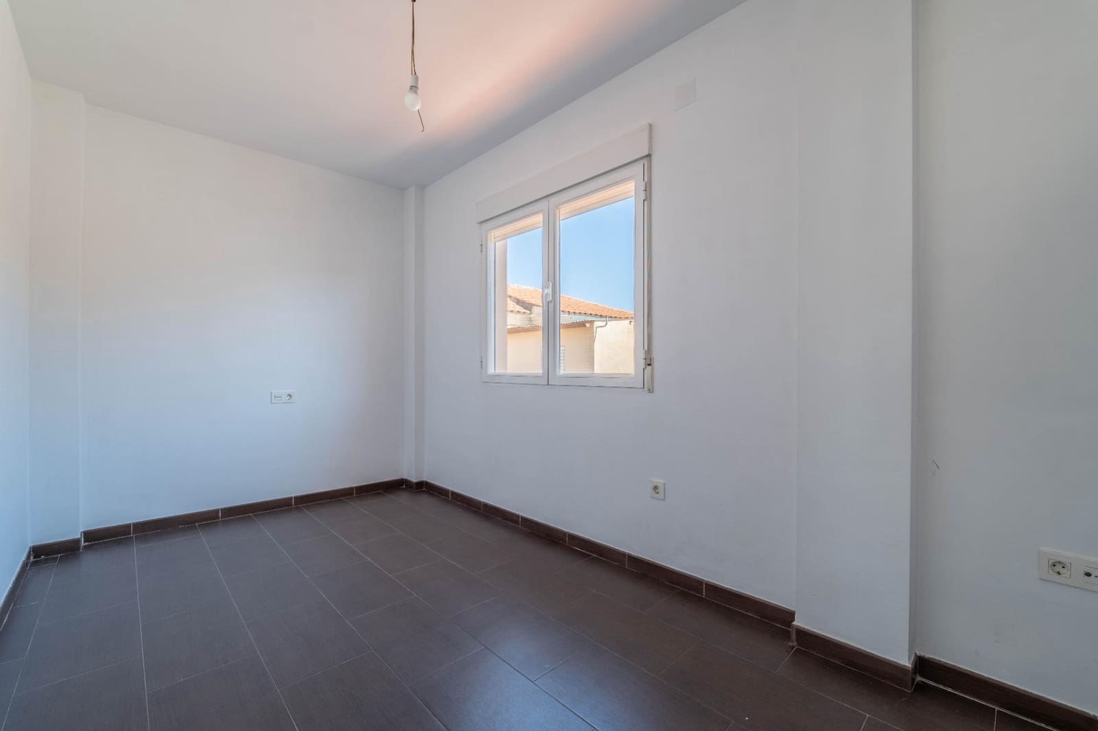 3 quarto Casa em Banda para venda em Peligros com garagem - 259 900 € (Ref: 9876696)