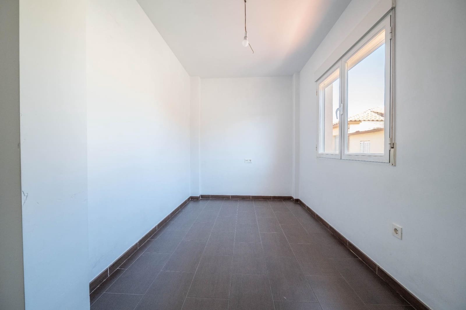 3 quarto Casa em Banda para venda em Peligros com garagem - 259 900 € (Ref: 9876696)