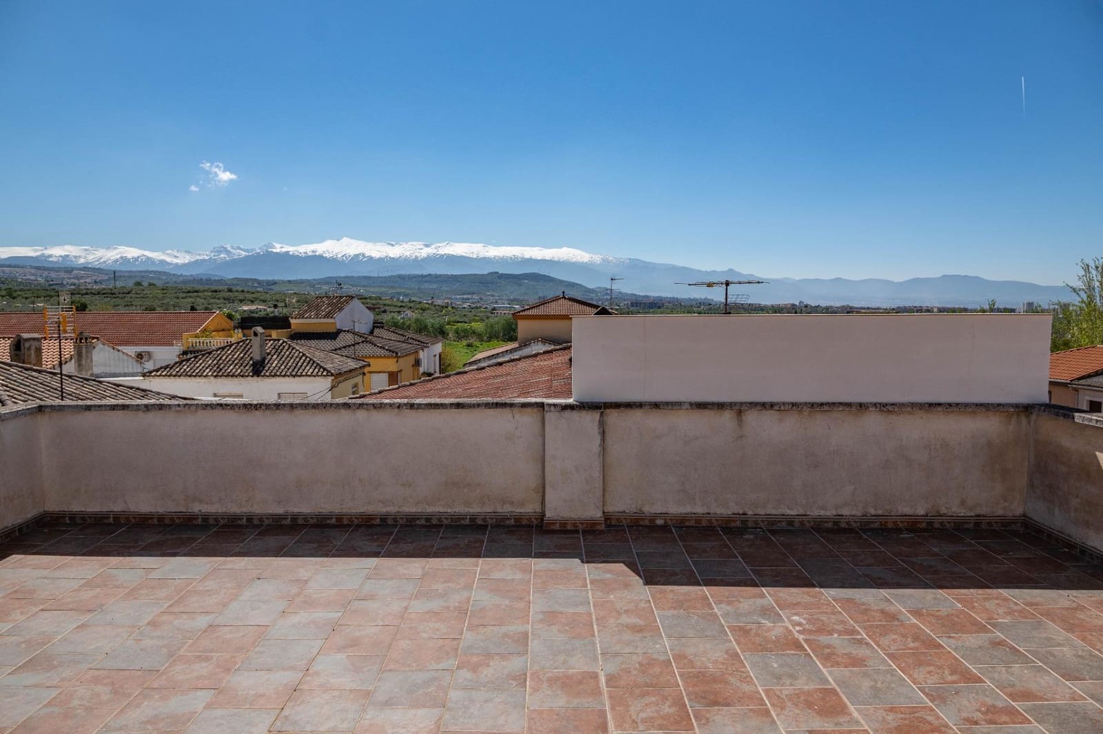 3 quarto Casa em Banda para venda em Peligros com garagem - 259 900 € (Ref: 9876696)
