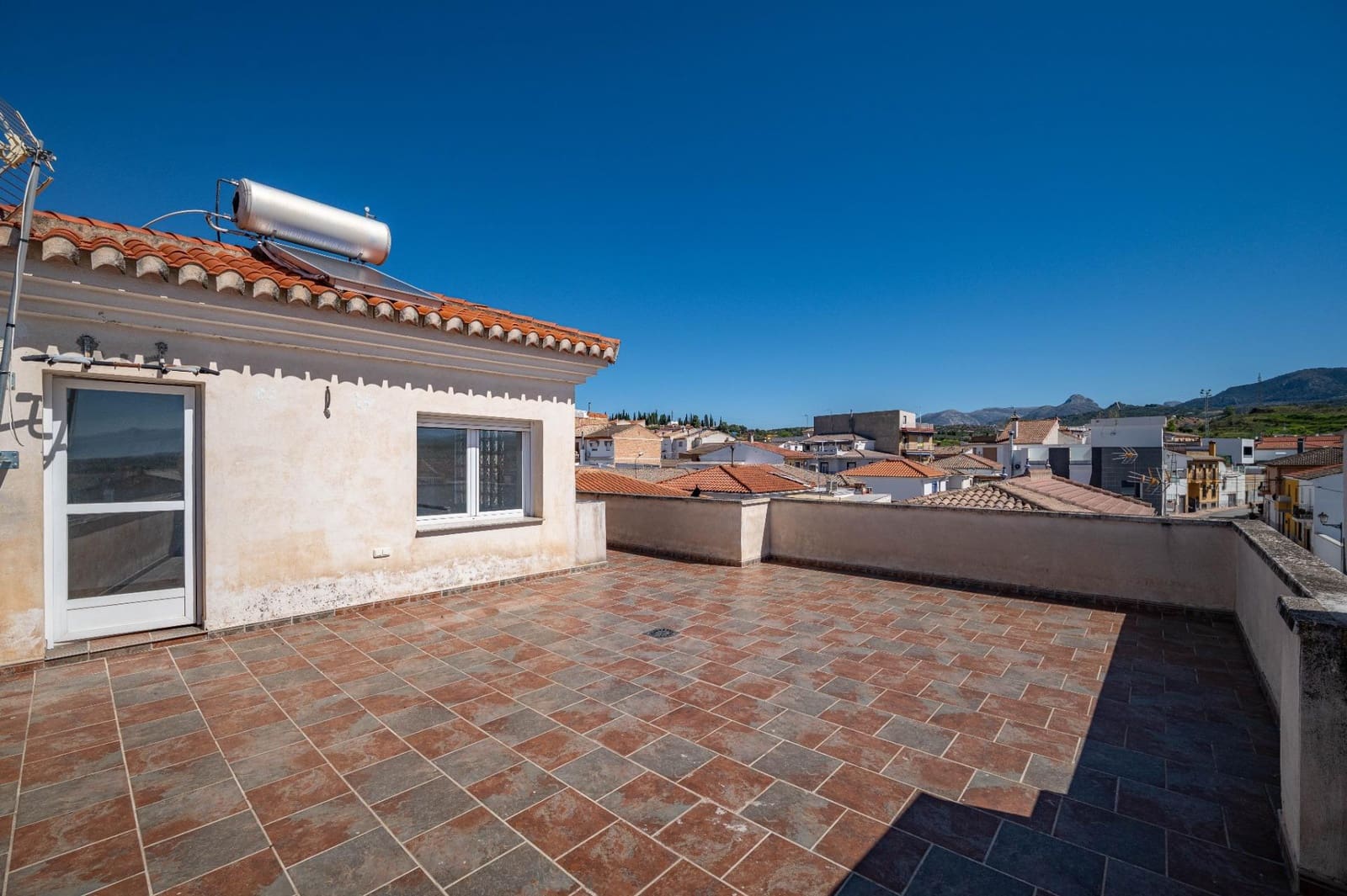 3 quarto Casa em Banda para venda em Peligros com garagem - 259 900 € (Ref: 9876696)