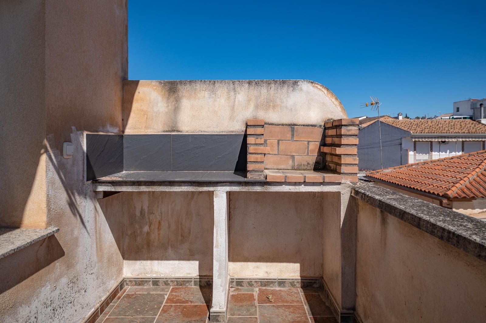 3 quarto Casa em Banda para venda em Peligros com garagem - 259 900 € (Ref: 9876696)