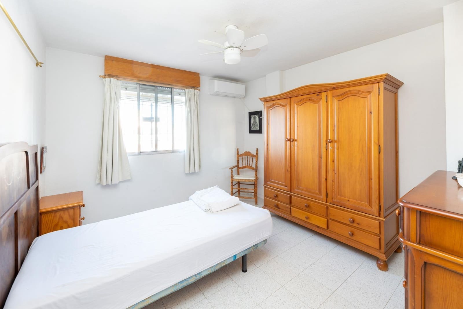 6 sypialnia Dom szeregowy na sprzedaż w Peligros z basenem - 290 000 € (Ref: 9879165)