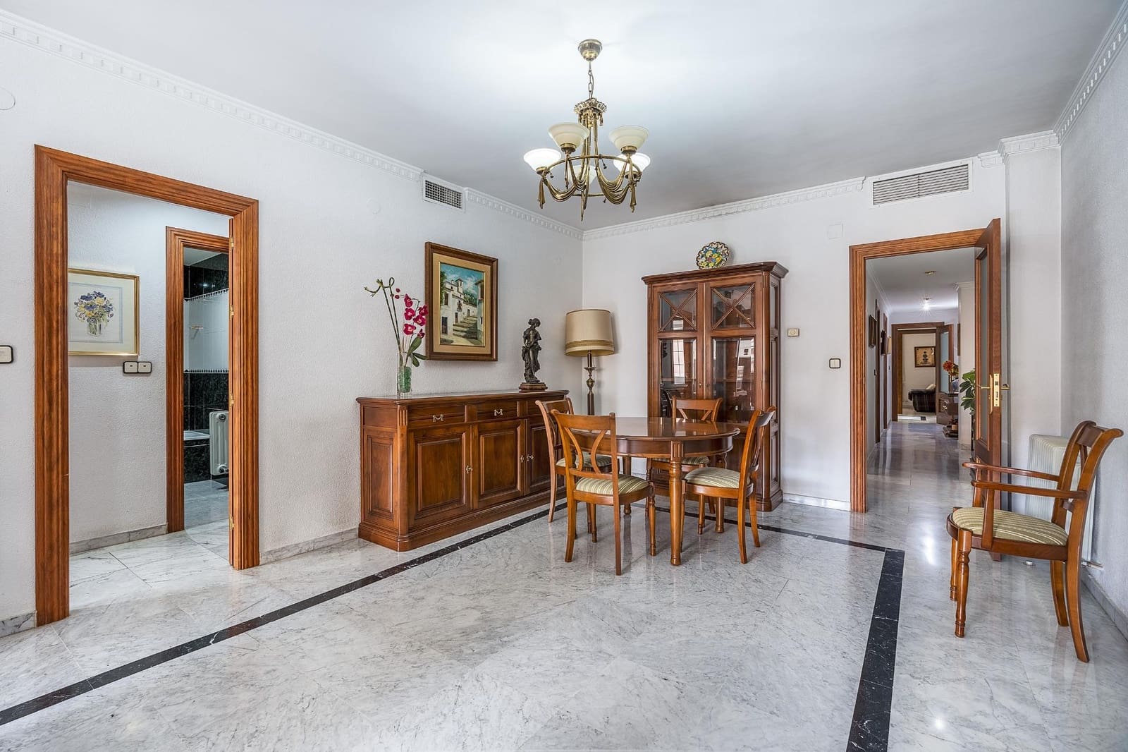 4 sovrum Lägenhet till salu i Granada stad med garage - 550 000 € (Ref: 9885062)