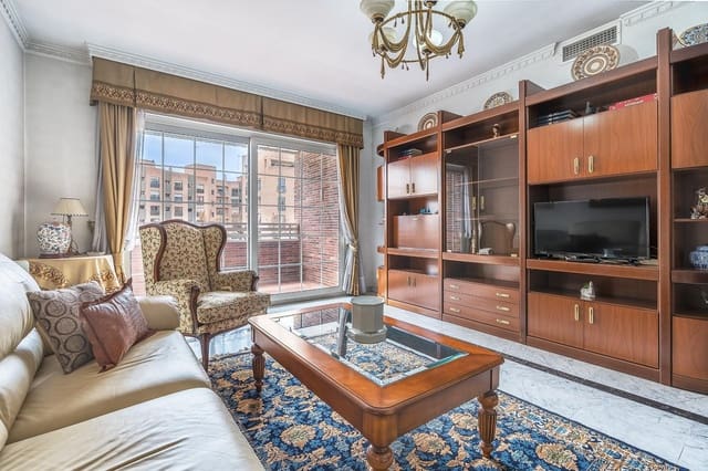 4 sovrum Lägenhet till salu i Granada stad med garage - 550 000 € (Ref: 9885062)
