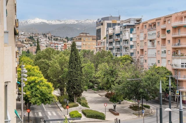 4 sovrum Lägenhet till salu i Granada stad med garage - 550 000 € (Ref: 9885062)
