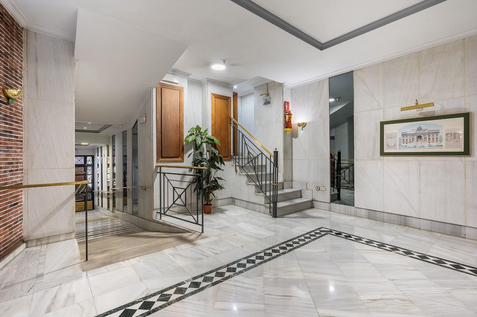 4 sovrum Lägenhet till salu i Granada stad med garage - 550 000 € (Ref: 9885062)