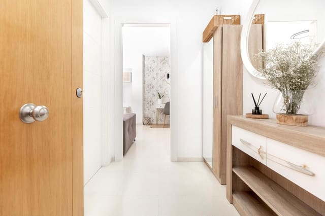 2 quarto Apartamento para venda em La Zubia com garagem - 165 000 € (Ref: 9885063)