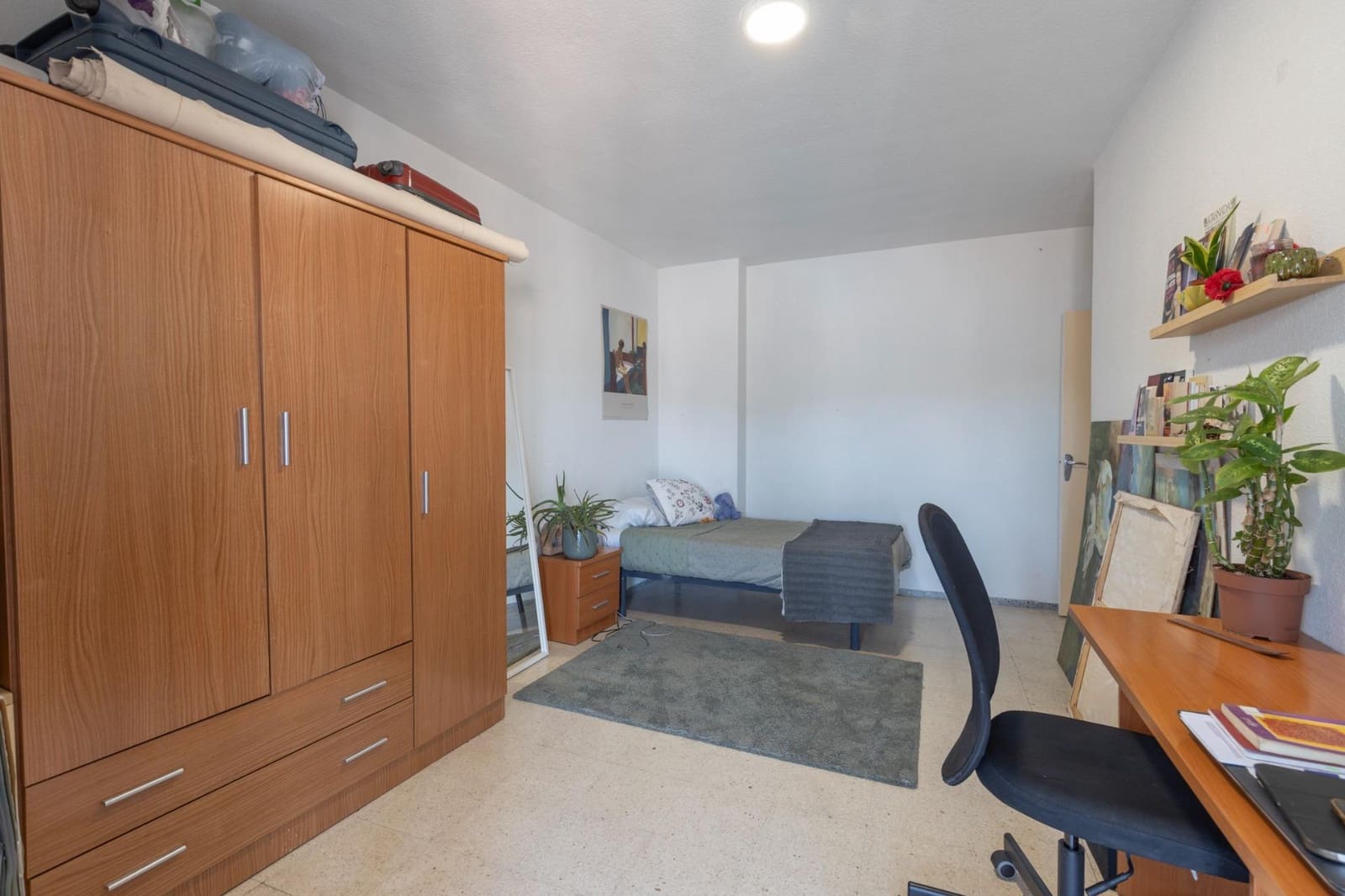 4 Zimmer Wohnung zu verkaufen in Granada Stadt - 390.000 € (Ref: 9890605)