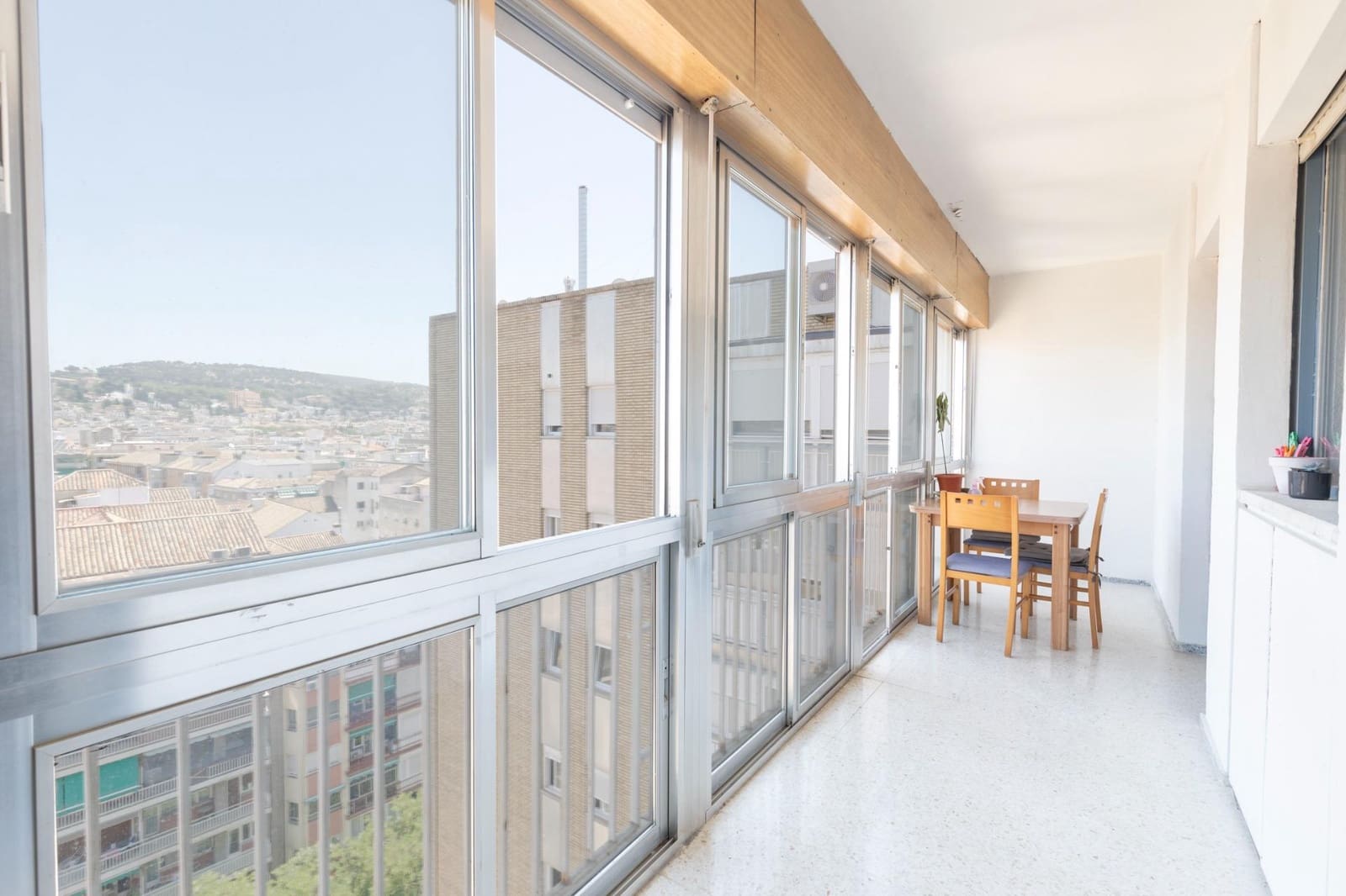 4 Zimmer Wohnung zu verkaufen in Granada Stadt - 390.000 € (Ref: 9890605)