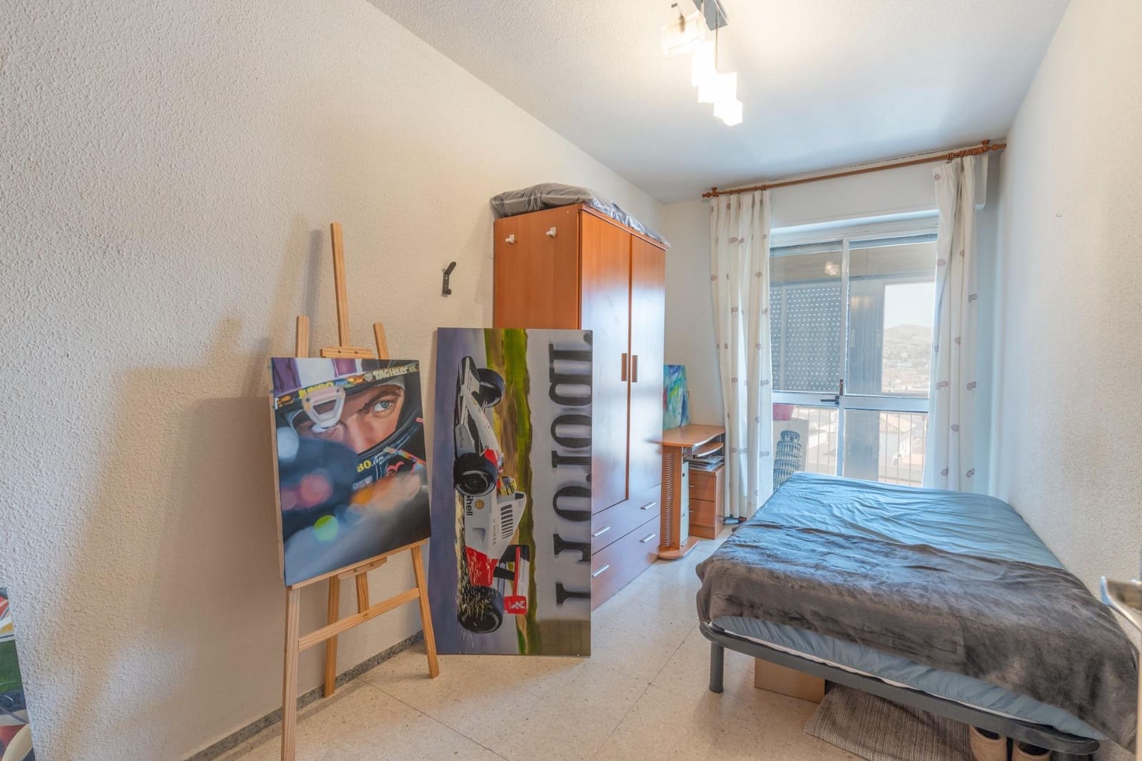 4 Zimmer Wohnung zu verkaufen in Granada Stadt - 390.000 € (Ref: 9890605)
