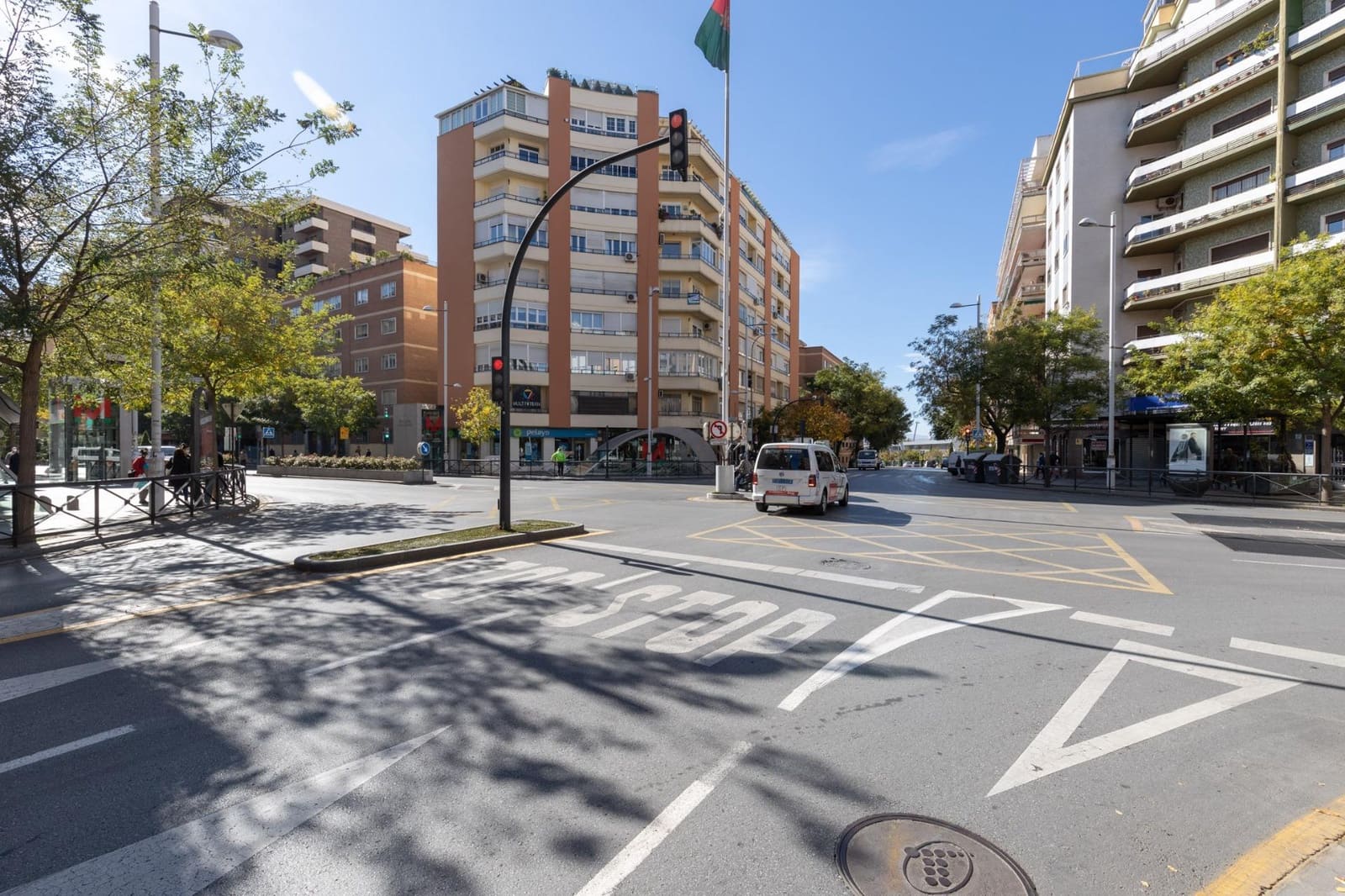 4 Zimmer Wohnung zu verkaufen in Granada Stadt - 390.000 € (Ref: 9890605)
