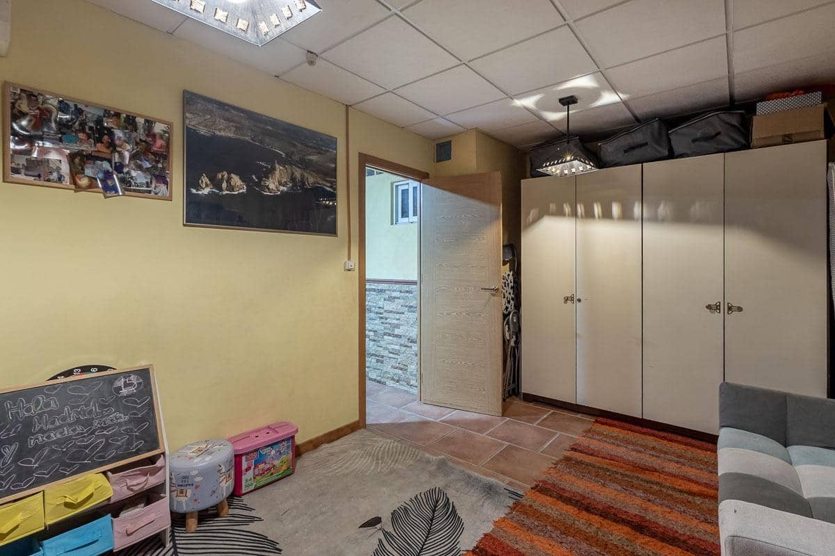 4 soverom Rekkehus til salgs i Cajar med garasje - € 248 000 (Ref: 9890606)