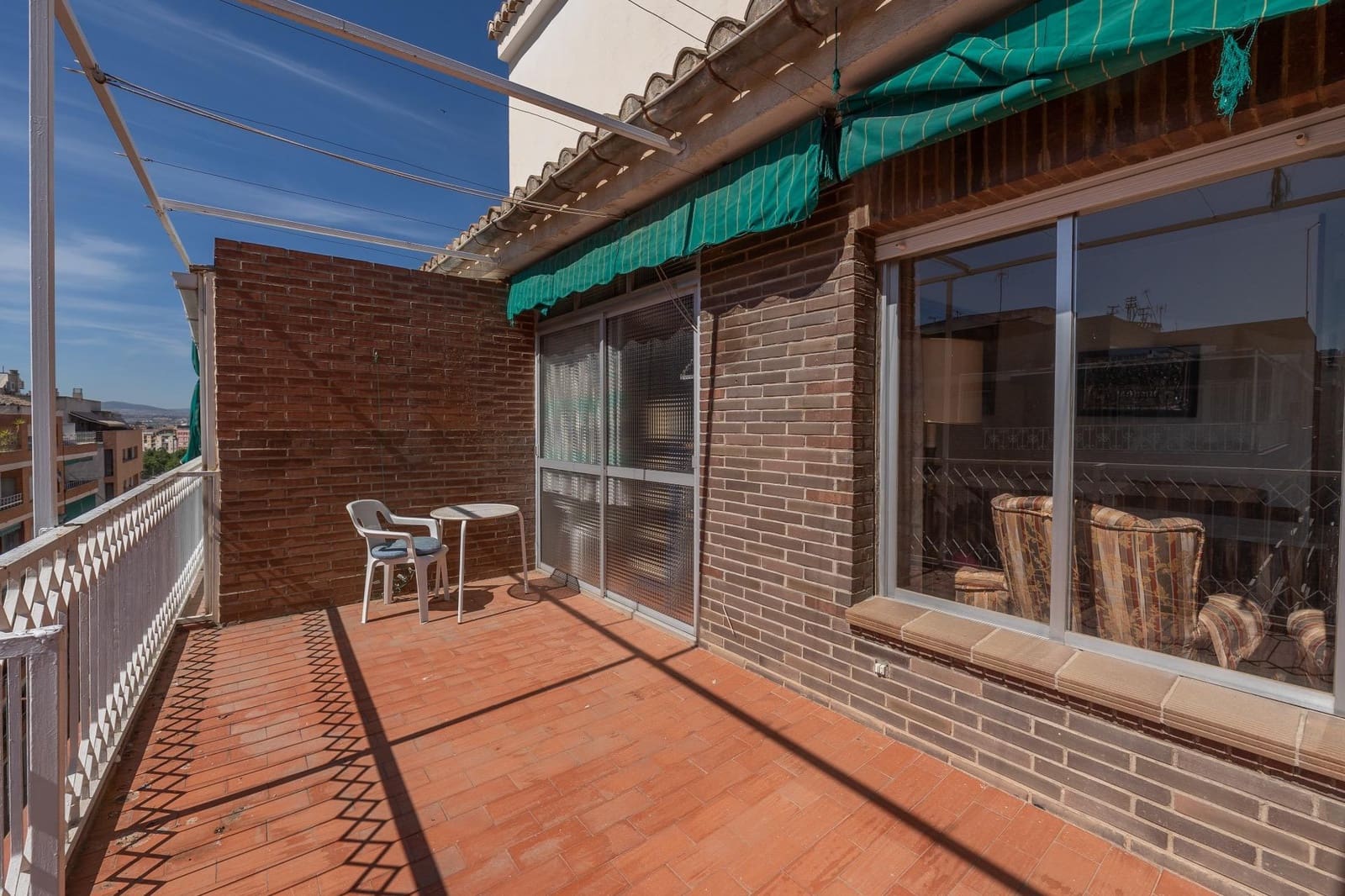 3 Zimmer Penthouse zu verkaufen in Granada Stadt - 389.000 € (Ref: 9890612)