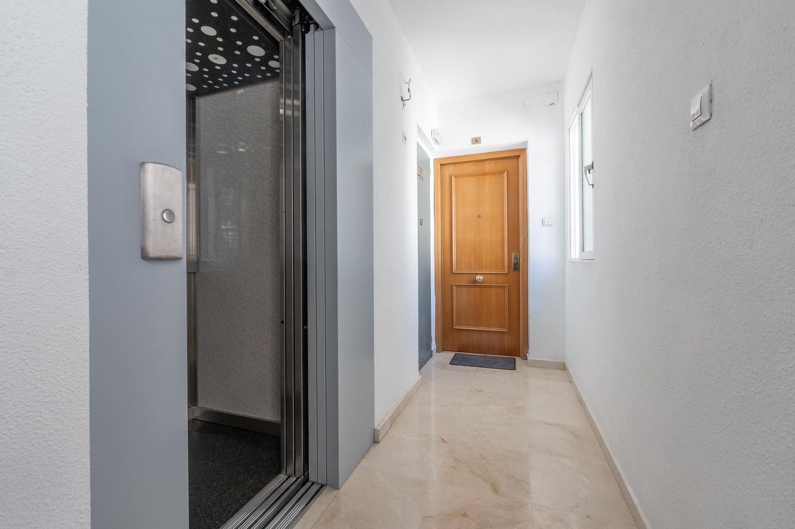 3 Zimmer Penthouse zu verkaufen in Granada Stadt - 389.000 € (Ref: 9890612)