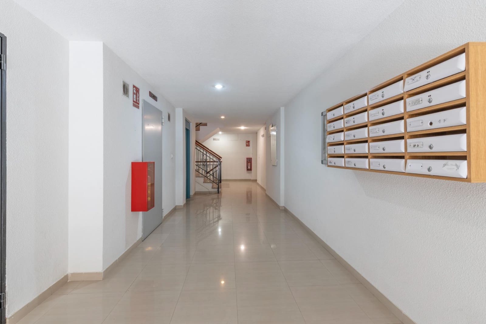 3 sovrum Lägenhet till salu i Atarfe med garage - 189 000 € (Ref: 9892578)