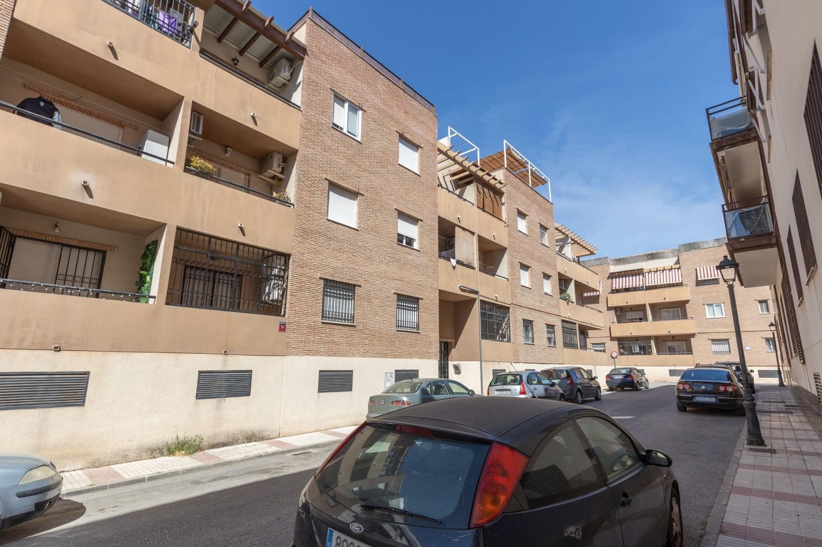 3 sovrum Lägenhet till salu i Atarfe med garage - 189 000 € (Ref: 9892578)