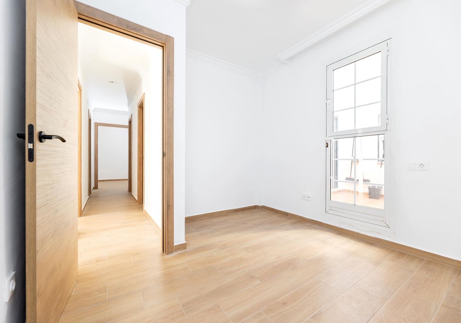 3 slaapkamer Flat te koop in Churriana de la Vega - € 177.000 (Ref: 9892581)
