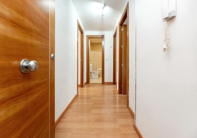 2 sovrum Lägenhet till salu i Armilla - 189 000 € (Ref: 9892582)