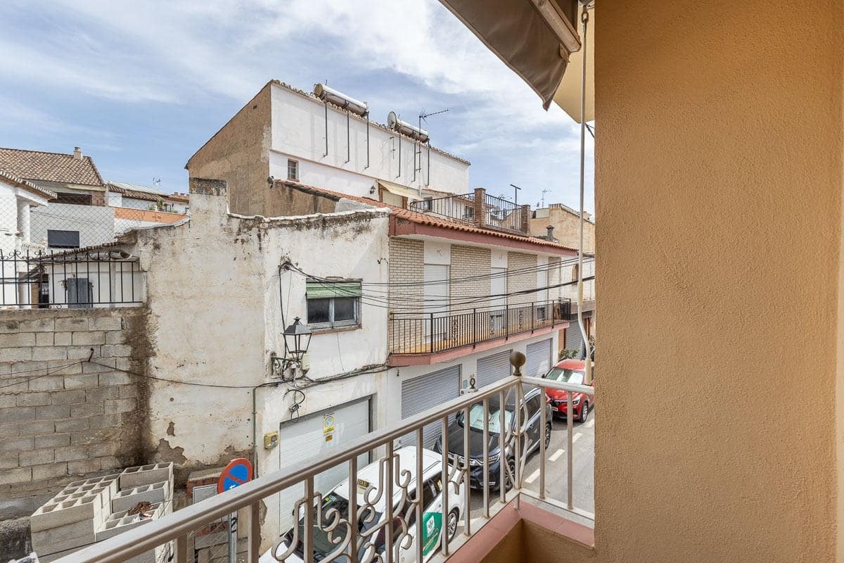 3 bedroom Villa for sale in Ogijares with pool garage - € 370,000 (Ref: 9892583)