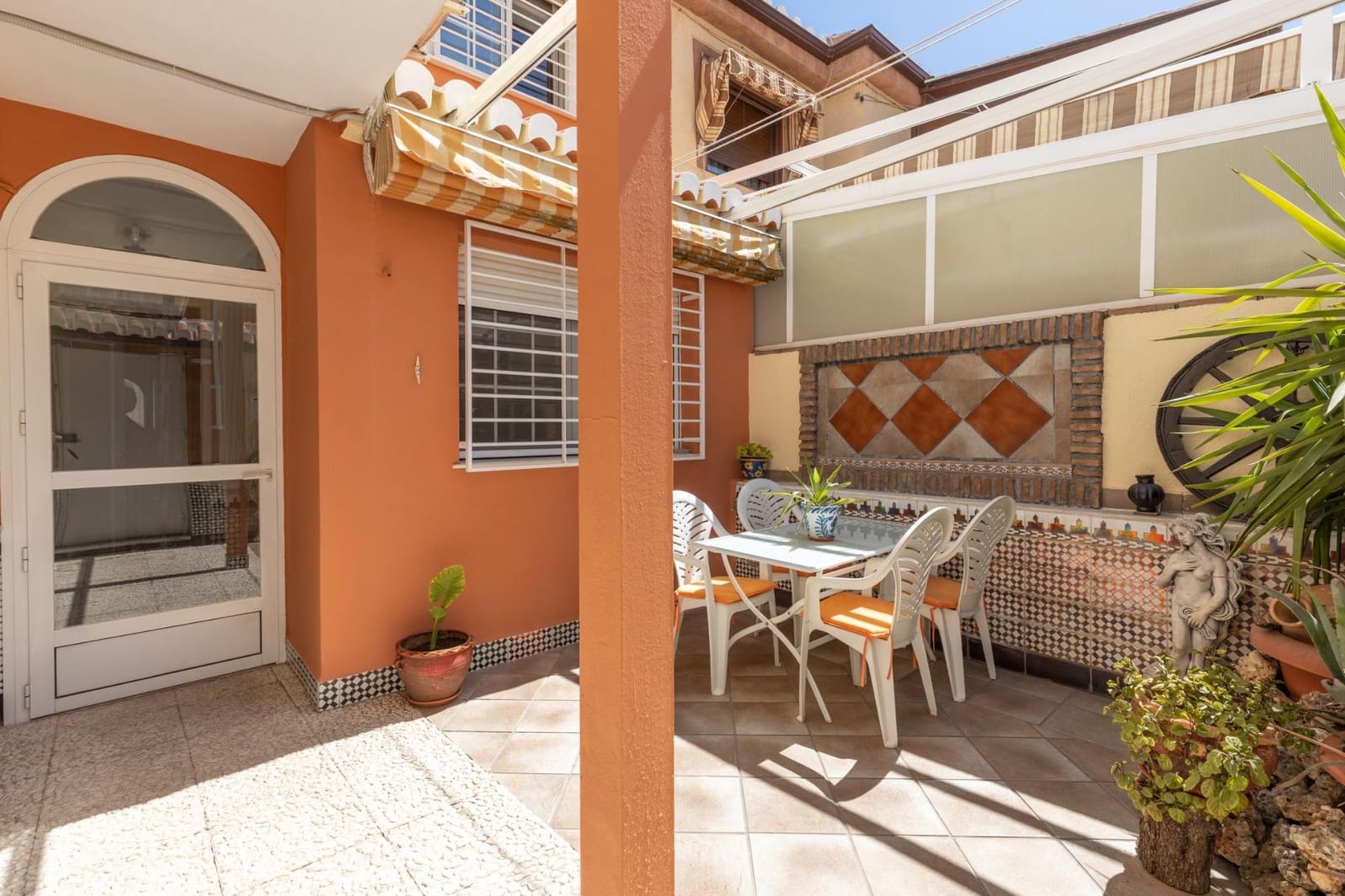 5 Zimmer Reihenhaus zu verkaufen in Armilla mit Garage - 295.000 € (Ref: 9896256)