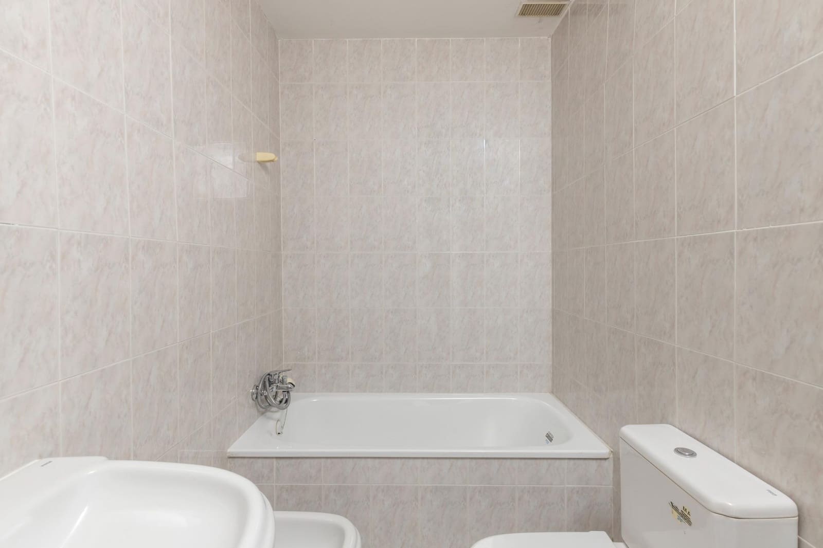 Ático de 3 habitaciones en Cenes de la Vega en venta con garaje - 175.000 € (Ref: 9903836)