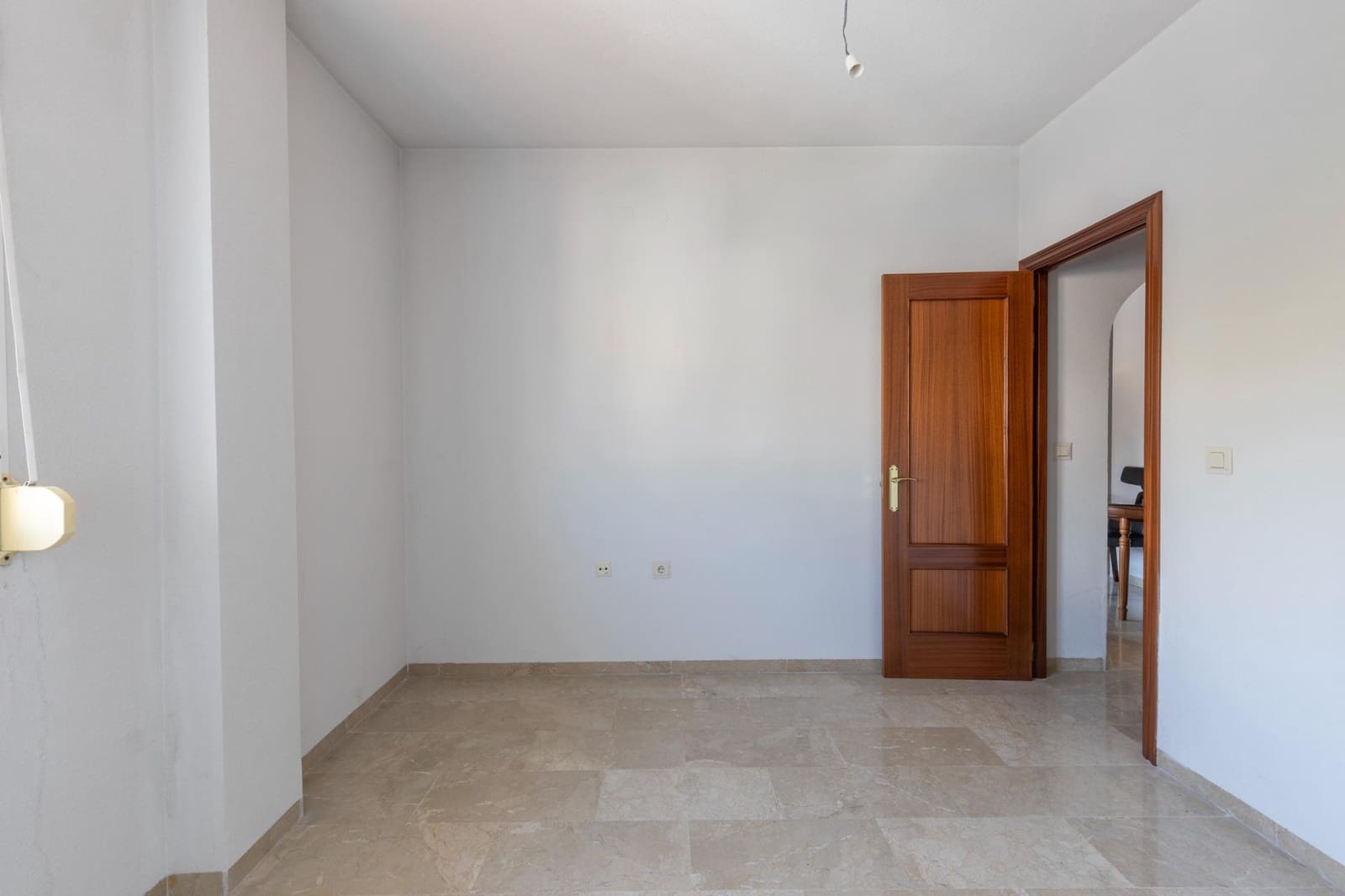 Ático de 3 habitaciones en Cenes de la Vega en venta con garaje - 175.000 € (Ref: 9903836)