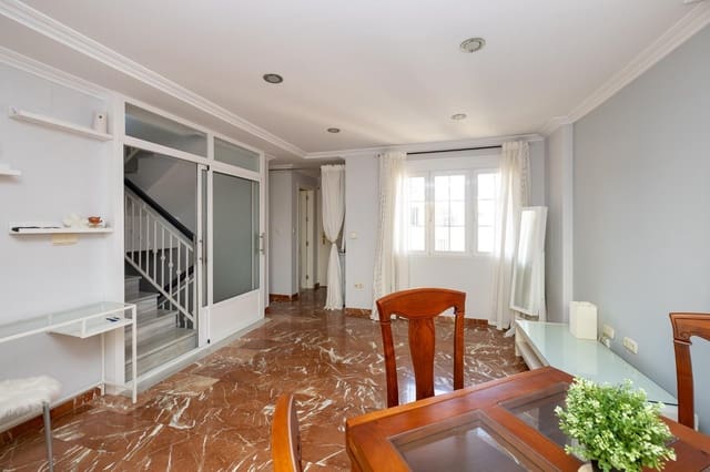 4 bedroom Semi-detached Villa for sale in Cenes de la Vega with pool garage - € 285,000 (Ref: 9903837)