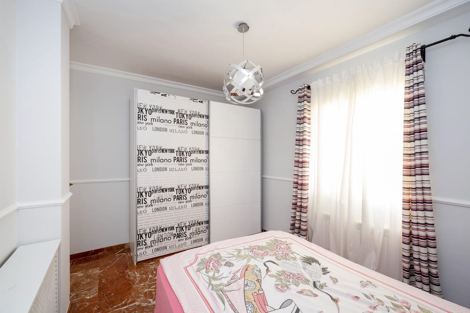 4 sypialnia Dom blizniak na sprzedaż w Cenes de la Vega z basenem garażem - 285 000 € (Ref: 9903837)
