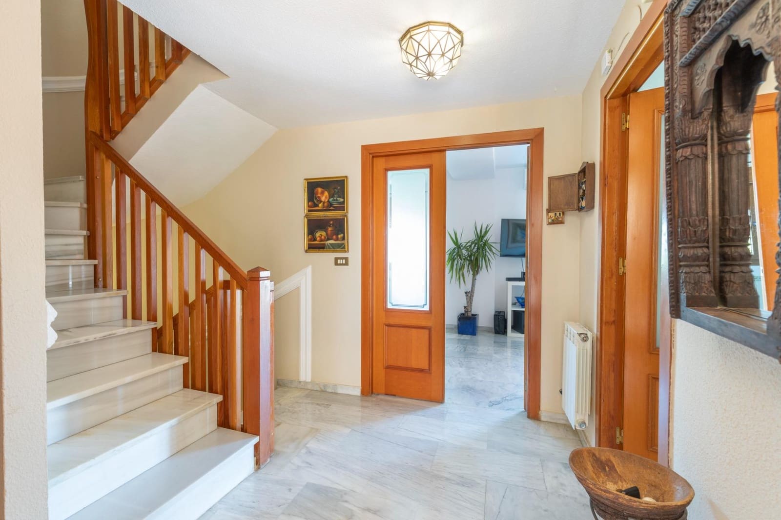 Chalet de 3 habitaciones en La Zubia en venta con piscina garaje - 330.000 € (Ref: 9903840)