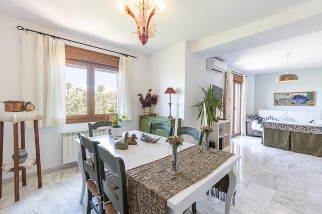 3 bedroom Villa for sale in La Zubia with pool garage - € 330,000 (Ref: 9903840)