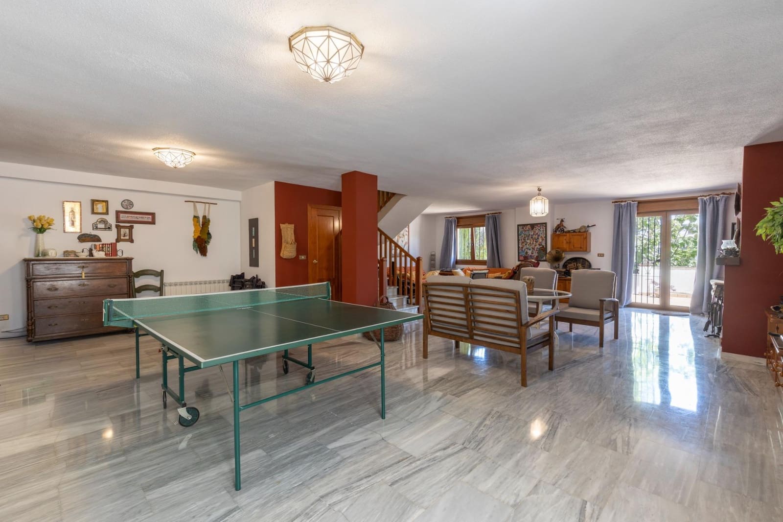 Chalet de 3 habitaciones en La Zubia en venta con piscina garaje - 330.000 € (Ref: 9903840)