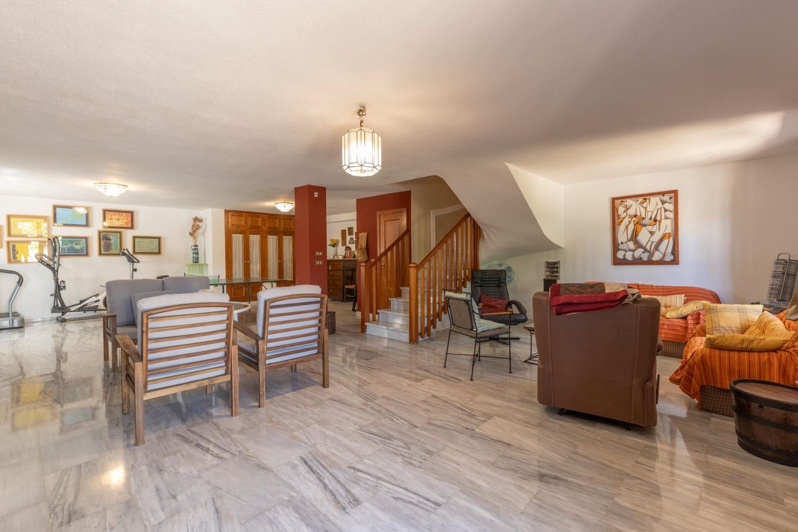 Chalet de 3 habitaciones en La Zubia en venta con piscina garaje - 330.000 € (Ref: 9903840)