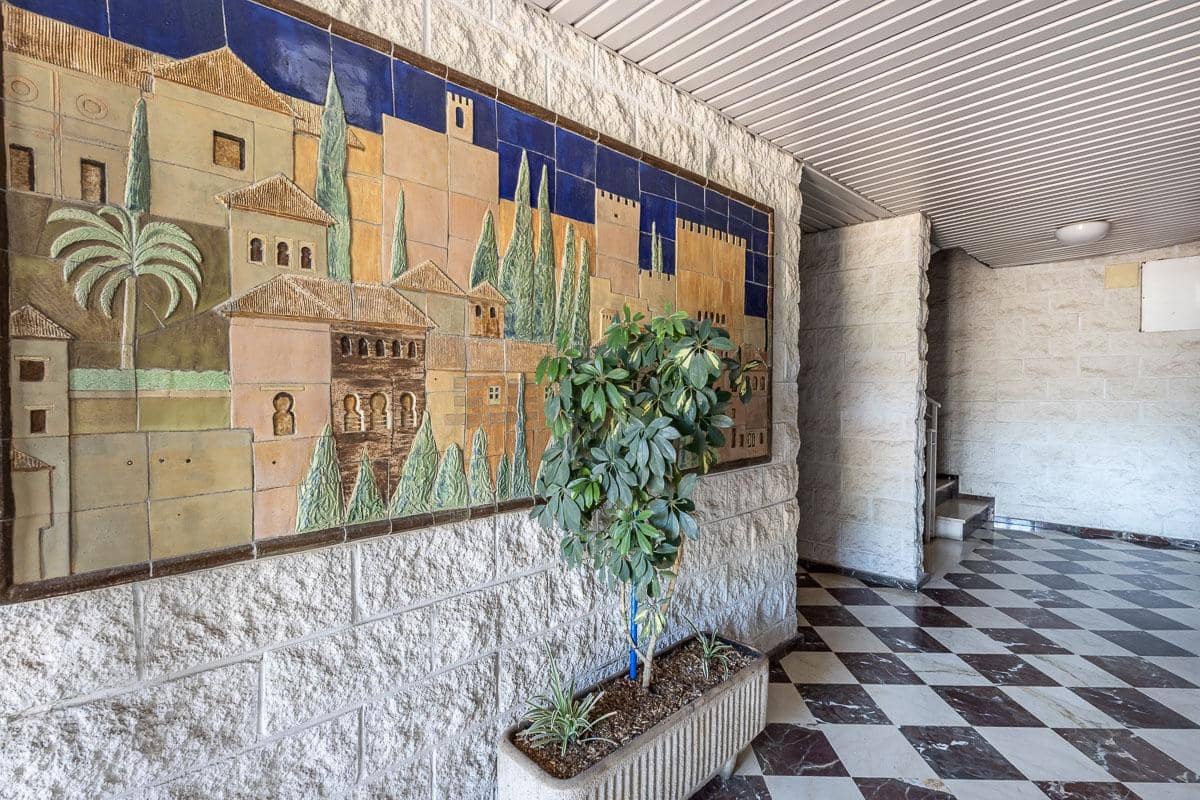 4 makuuhuone Asunto myytävänä paikassa Cenes de la Vega mukana uima-altaan 
autotalli - 219 000 € (Ref: 9908254)