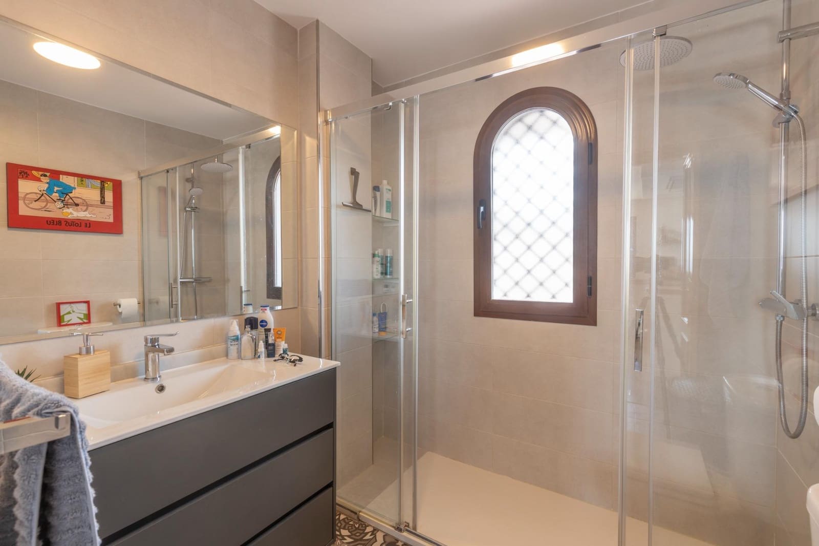 2 Zimmer Penthouse zu verkaufen in La Zubia mit Garage - 265.000 € (Ref: 9908255)