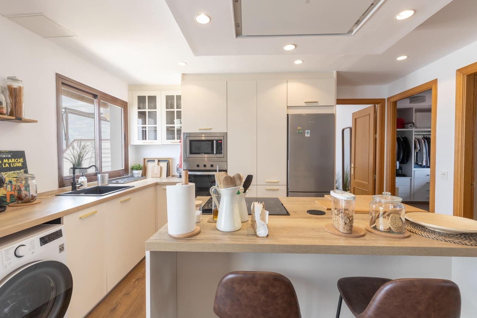 2 Zimmer Penthouse zu verkaufen in La Zubia mit Garage - 265.000 € (Ref: 9908255)