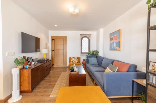 2 Zimmer Penthouse zu verkaufen in La Zubia mit Garage - 265.000 € (Ref: 9908255)