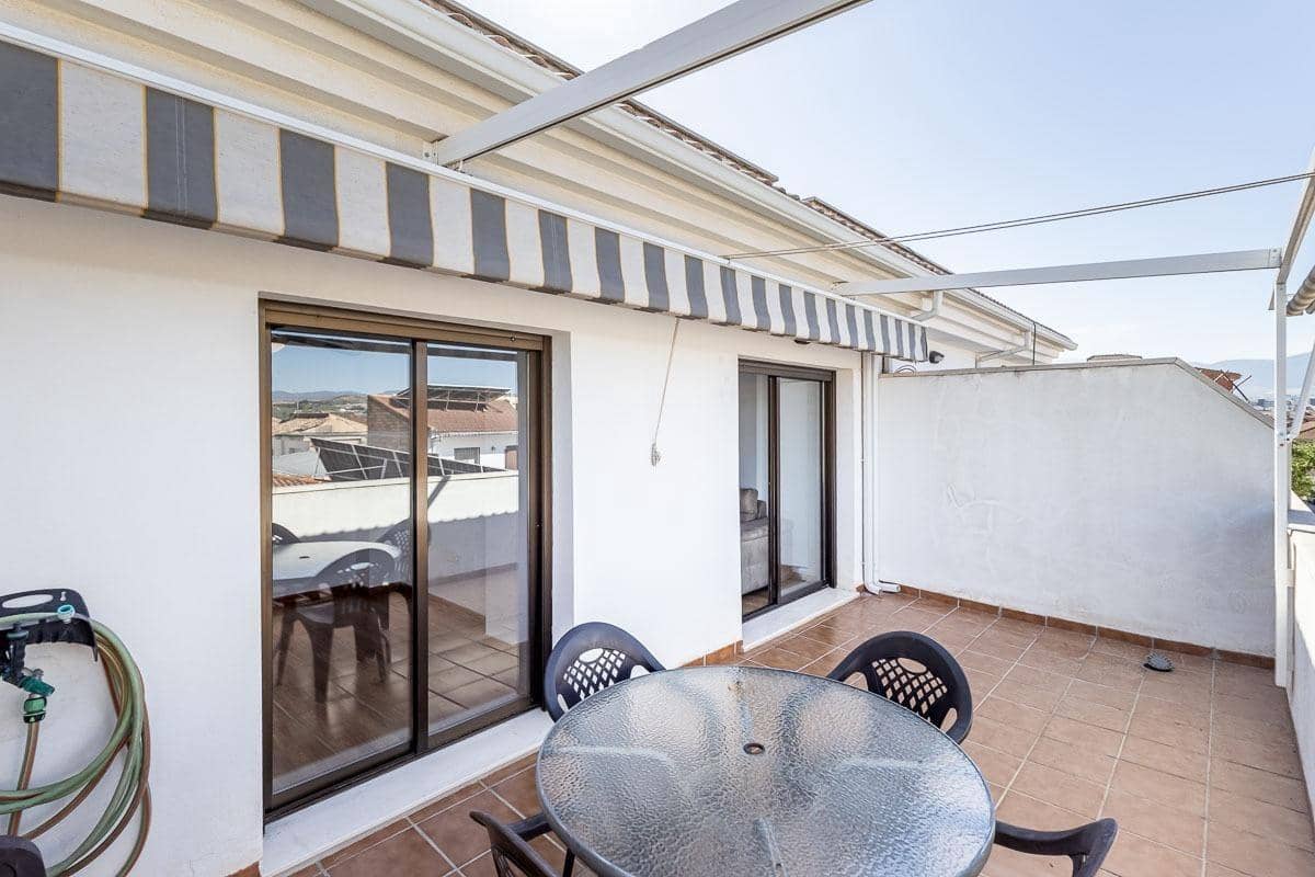 4 bedroom Penthouse for sale in Alhendin with garage - € 195,000 (Ref: 9911266)