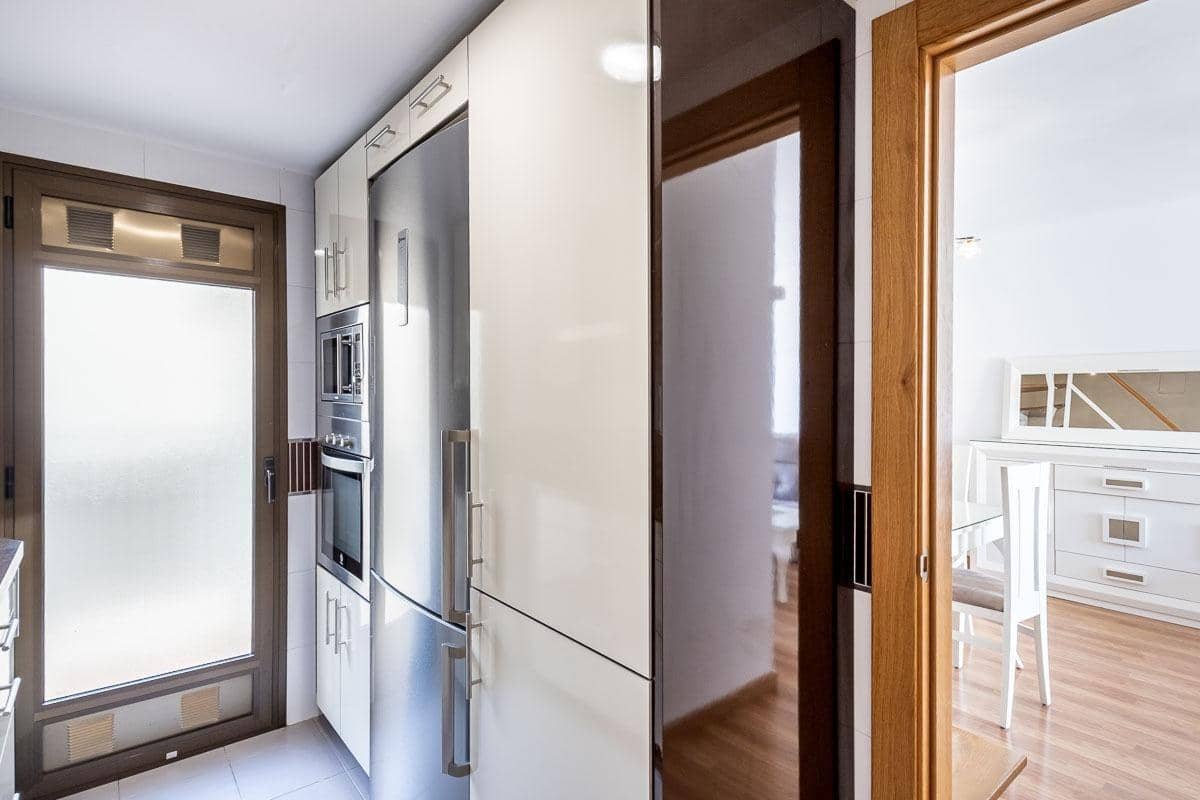 4 bedroom Penthouse for sale in Alhendin with garage - € 195,000 (Ref: 9911266)