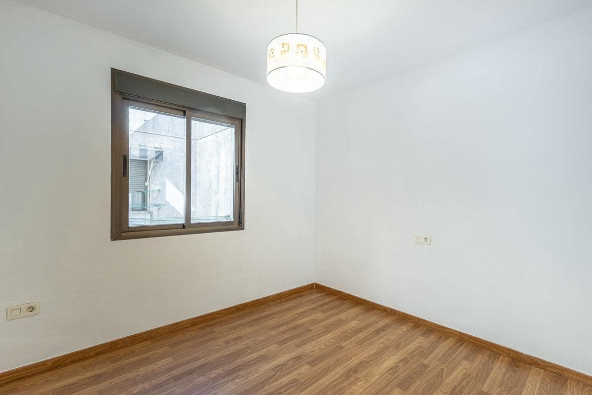 4 bedroom Penthouse for sale in Alhendin with garage - € 195,000 (Ref: 9911266)