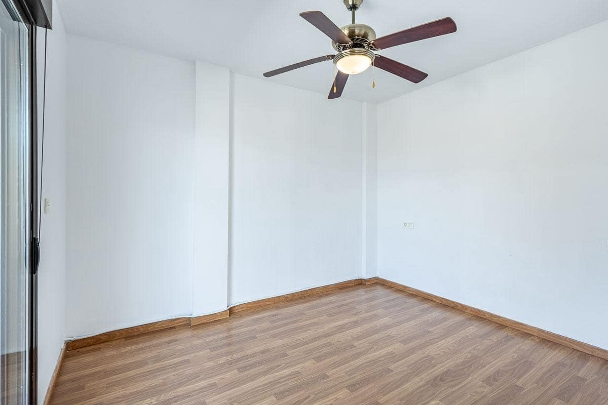4 bedroom Penthouse for sale in Alhendin with garage - € 195,000 (Ref: 9911266)