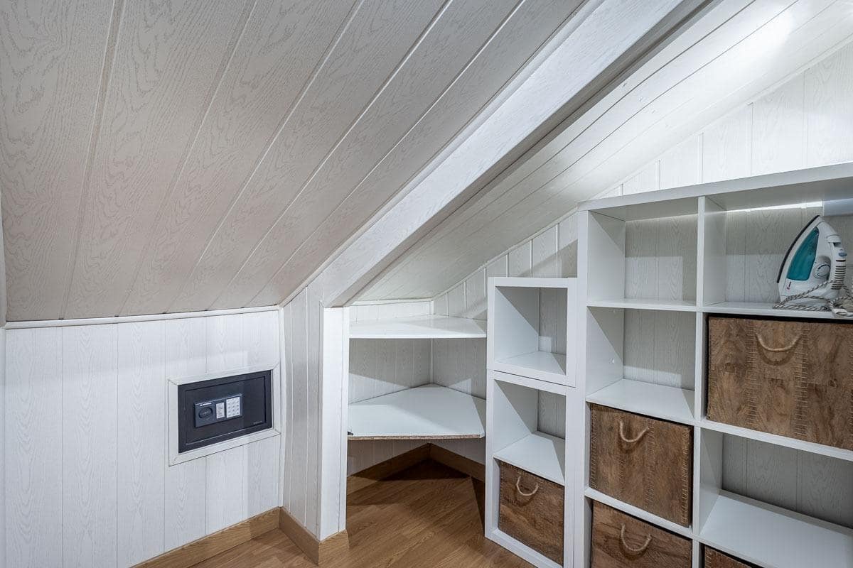 4 bedroom Penthouse for sale in Alhendin with garage - € 195,000 (Ref: 9911266)