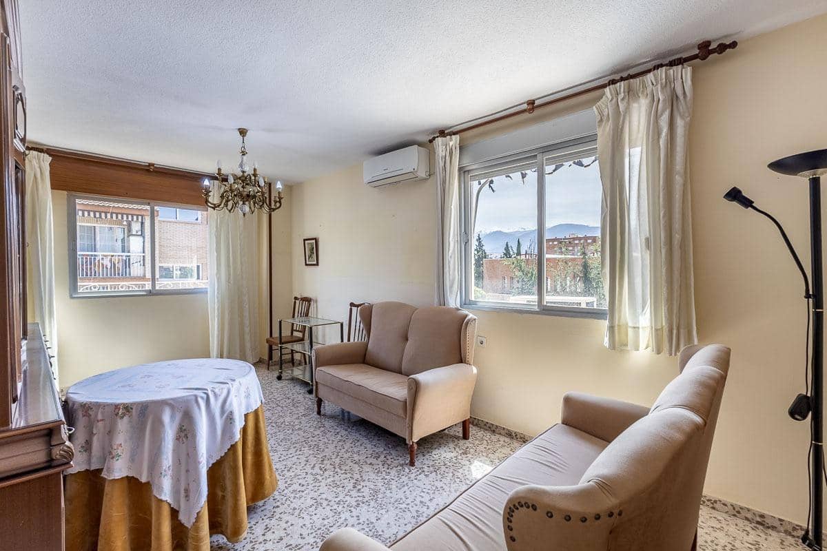 3 slaapkamer Flat te koop in Granada stad - € 280.000 (Ref: 9911269)