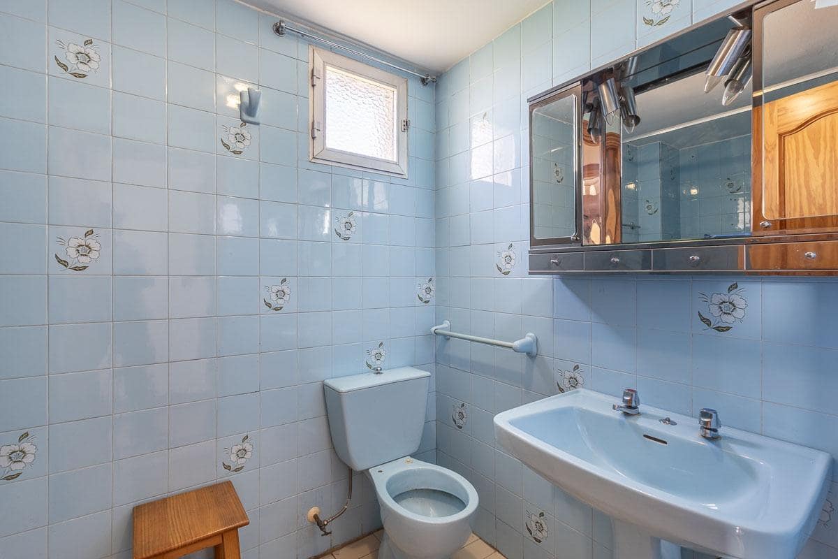 3 slaapkamer Flat te koop in Granada stad - € 280.000 (Ref: 9911269)