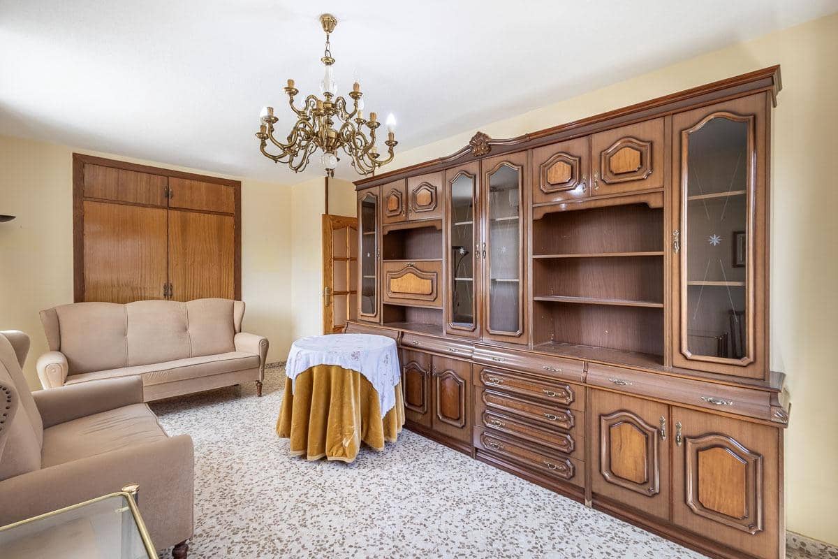 3 slaapkamer Flat te koop in Granada stad - € 280.000 (Ref: 9911269)