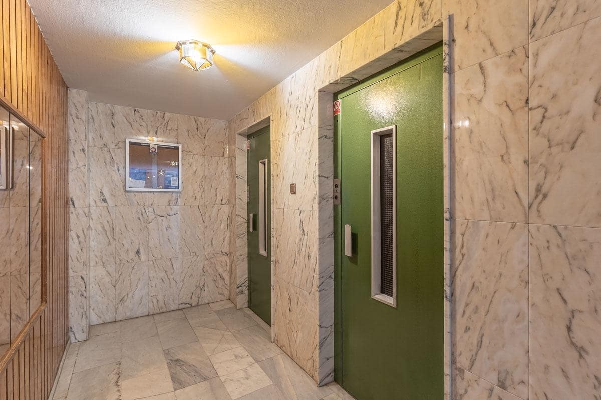 3 slaapkamer Flat te koop in Granada stad - € 280.000 (Ref: 9911269)