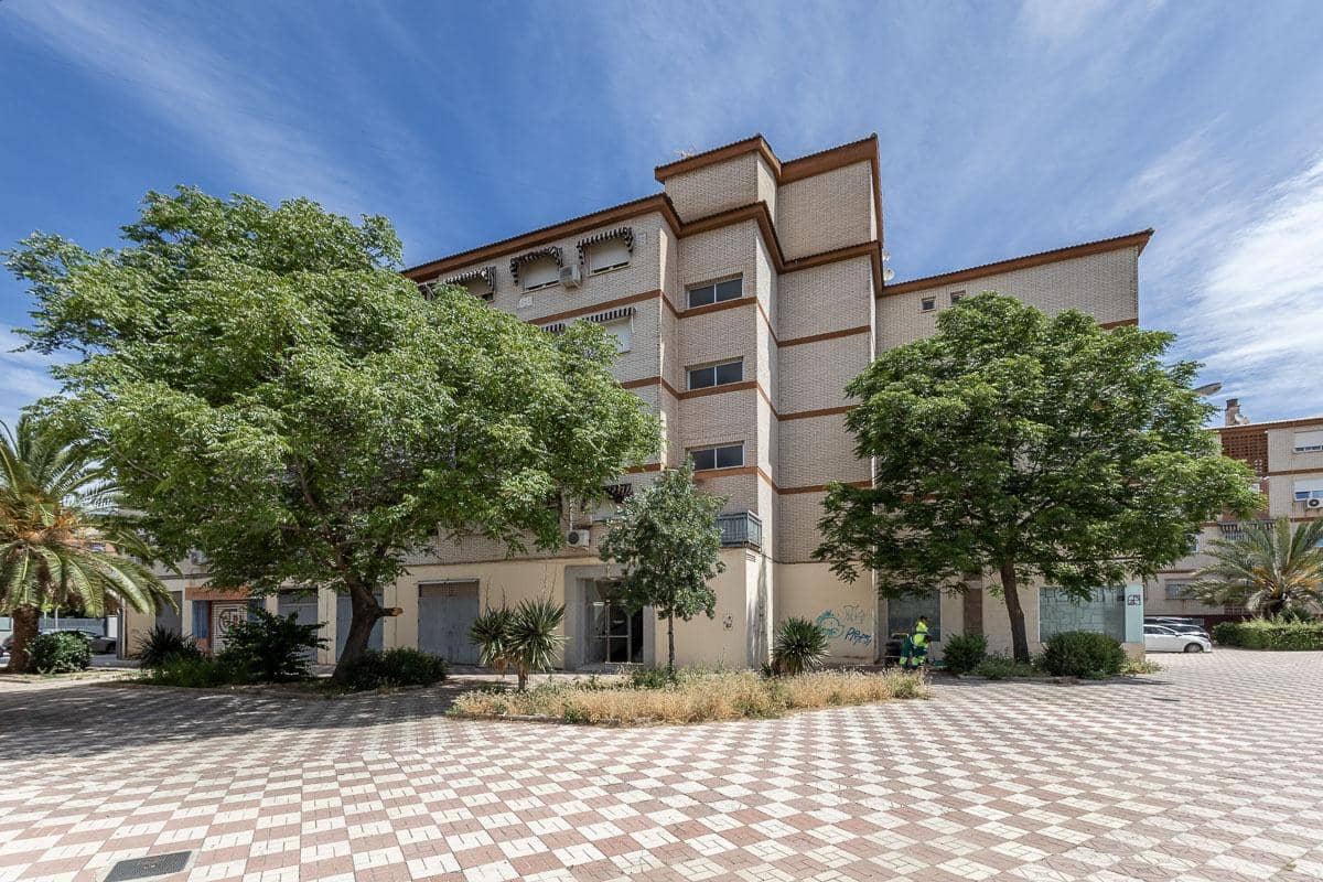 3 slaapkamer Flat te koop in Granada stad - € 280.000 (Ref: 9911269)