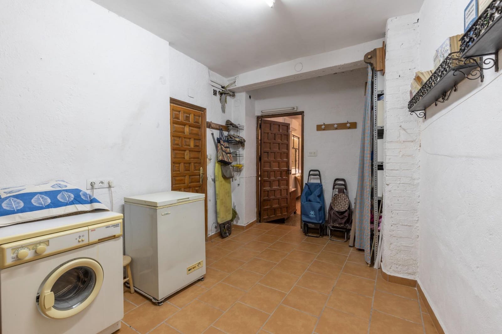 3 soveværelse Villa til salg i Granada by med garage - € 479.000 (Ref: 9913387)